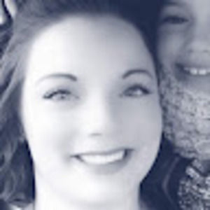 Meet your Posher, Caitlyn